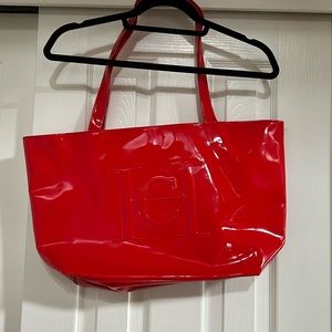 Patent leather tote bag